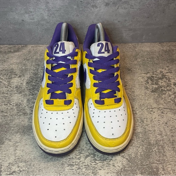 Nike Air Fore 1 'Kobe Bryant' RARE Lakers Sneakers womens sz 6 - Picture 2 of 11